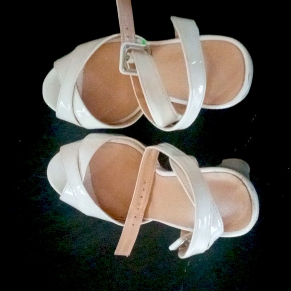 Brand New size 6 - Picture 4 of 4